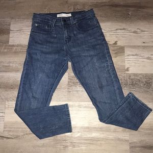Levi’s taper blue bleached jeans size 23